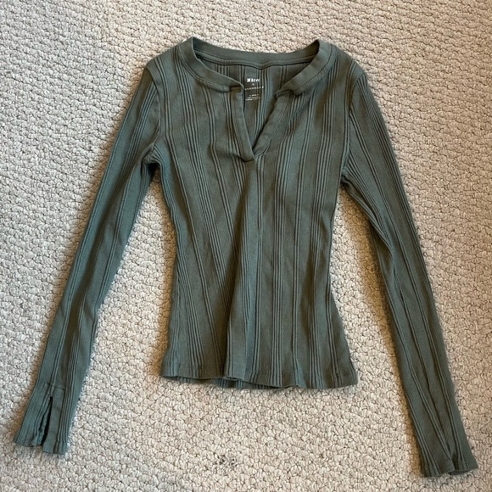 Maeve by Anthropologie long sleeve shirt